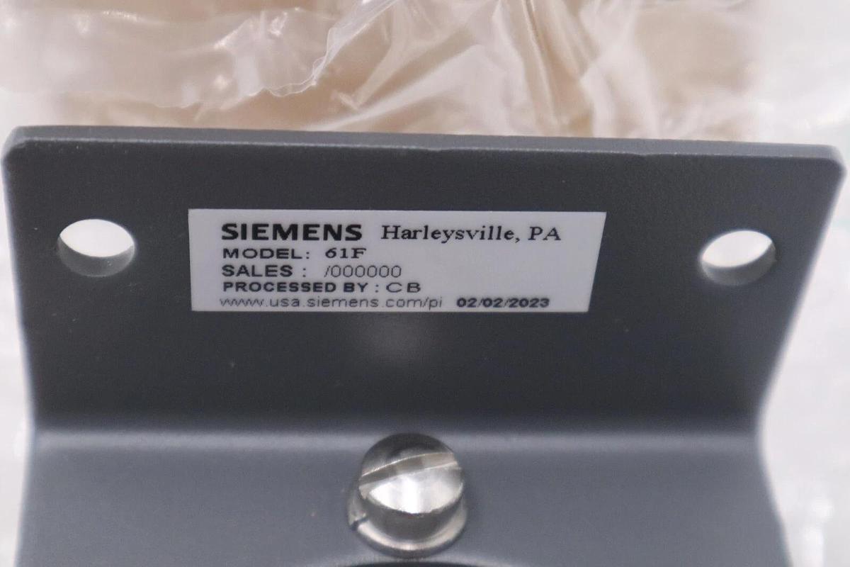 NEW SIEMENS 61F BOOSTER RELAY WITH BOX STOCK G318A