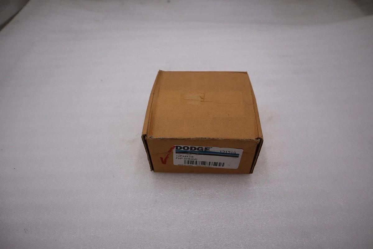 Used NEW DODGE 1VP44X7/8 VARIABLE PITCH SHEAVE STOCK H697A