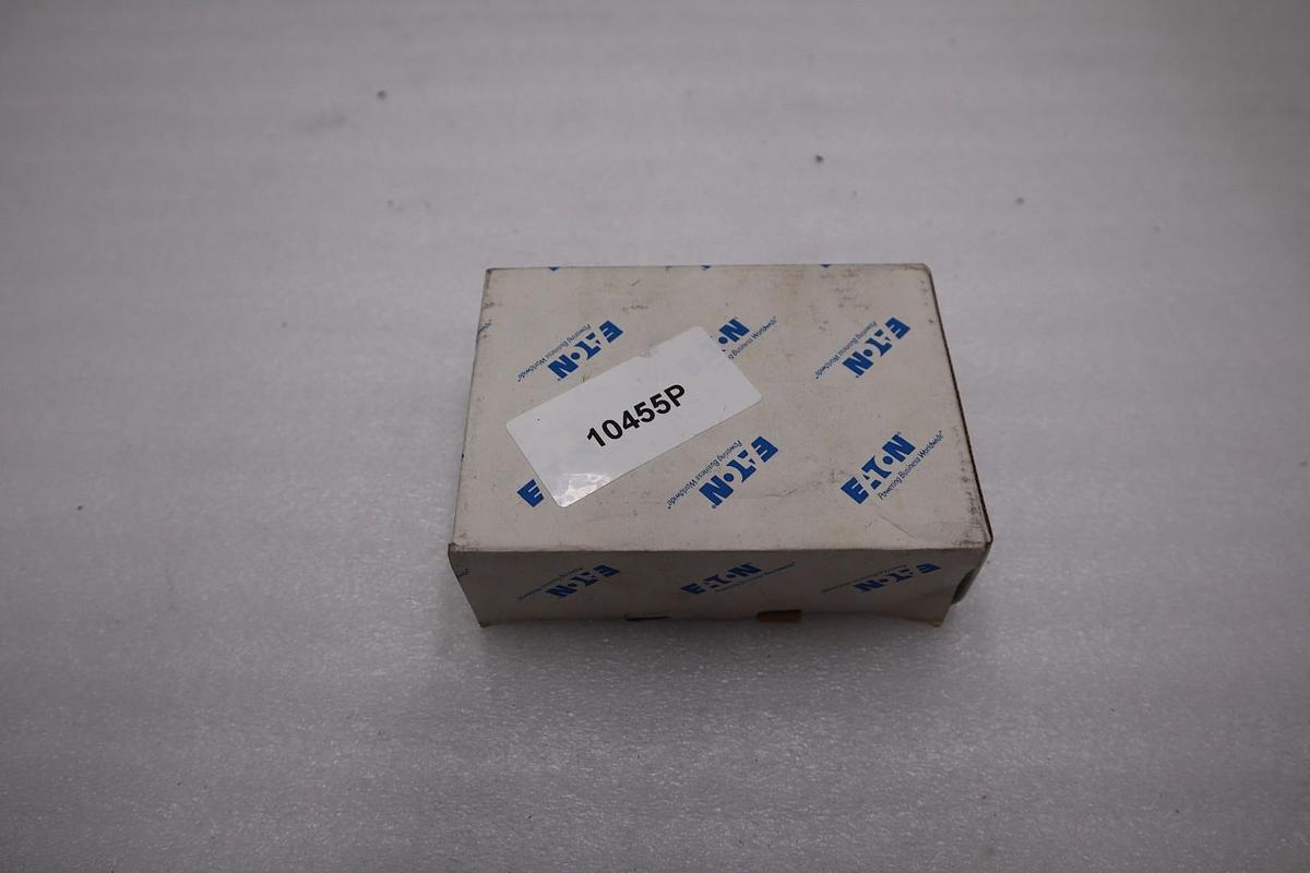 Used NEW OPEN BOX Eaton FAZ-D7/2-NA Miniature Circuit Breakers STK H1311A