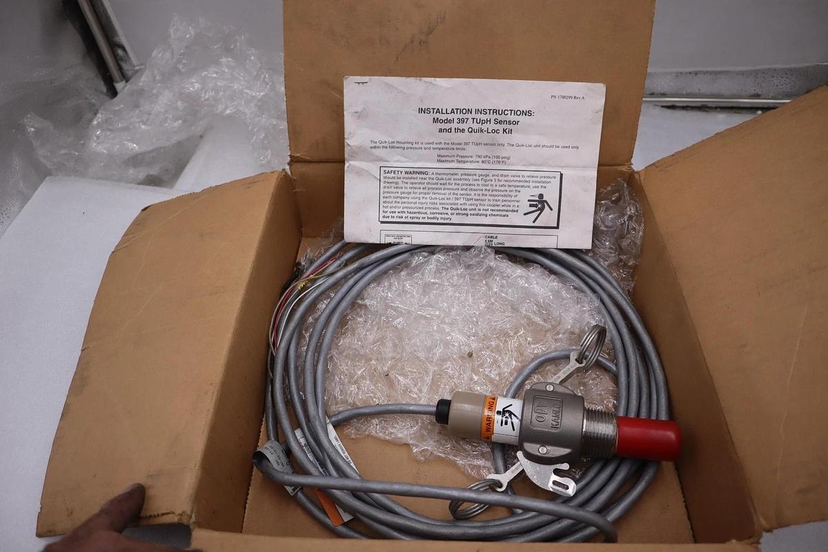Rosemount 397-02-10-54 PH Sensor with AccuGlass - NEW IN BOX - STOCK 3121CC