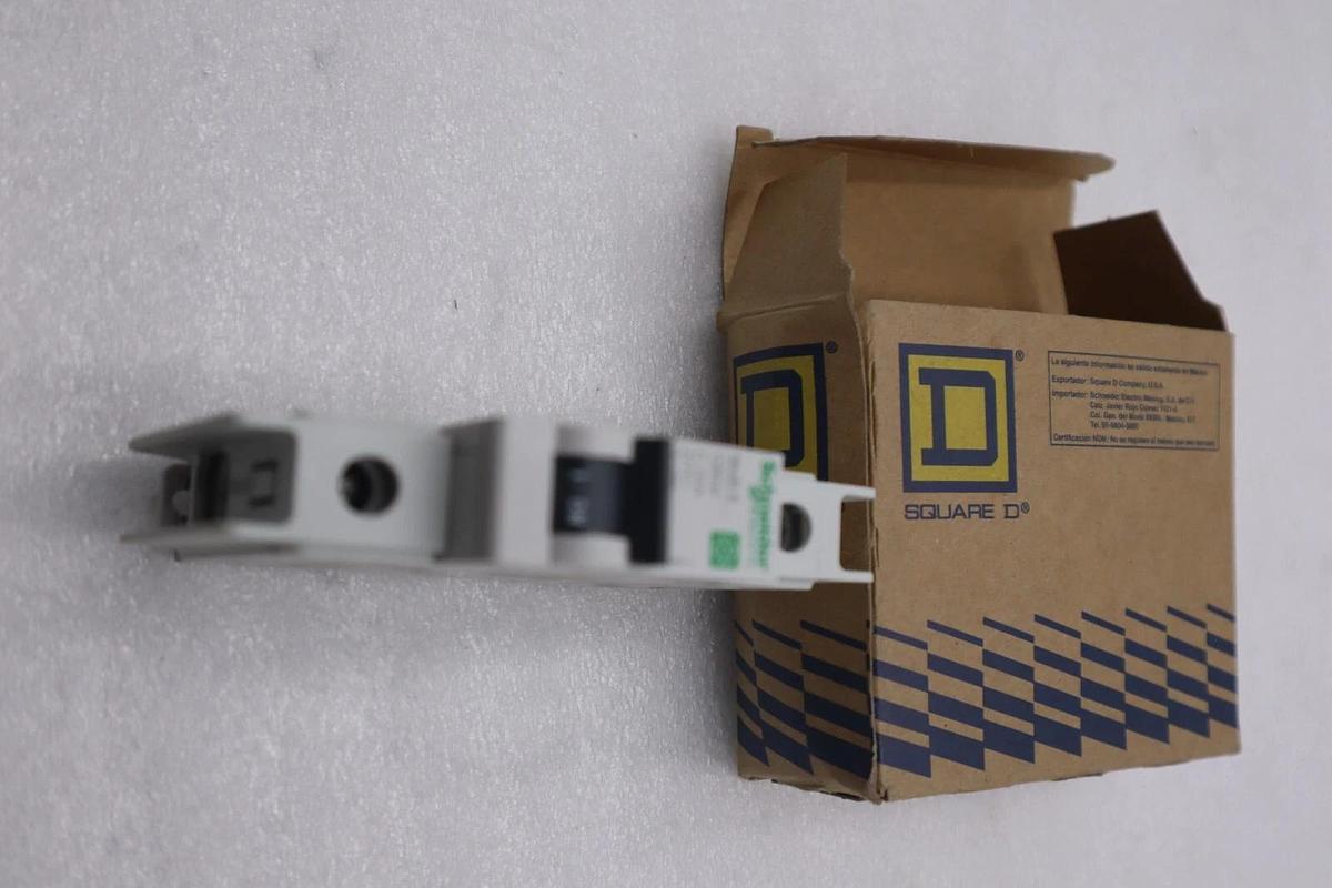 NEW OPEN BOX M9F42115 Square D Circuit Breaker STOCK G772A