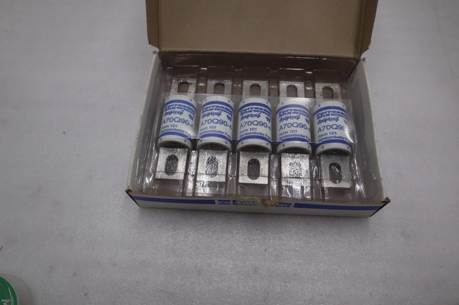 Used NEW OPEN BOX BOX OF 5 Ferraz Shawmut A70Q90-4 Fuse 700V 90A STK GF836