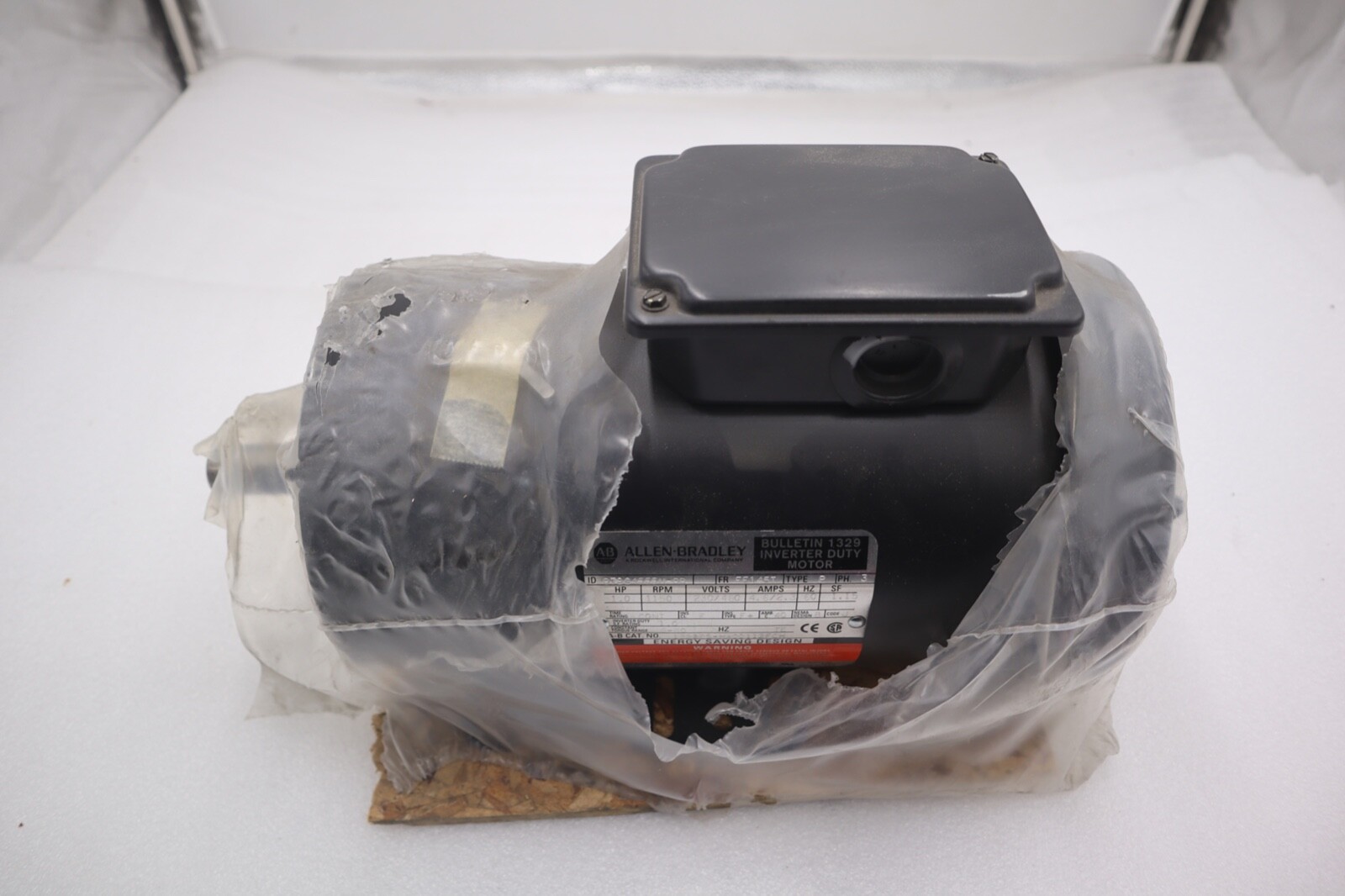 Used ALLEN BRADLEY 1329RS-HA001122FCH BULLETIN INVERTER DUTY MOTER 1329 #S-132-C