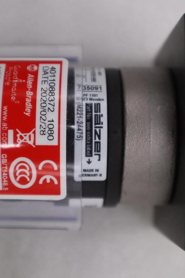 NEW OPEN BOX AB Allen Bradley Guardmaster Prosafe 440T-MRPSE11AA STK H996A