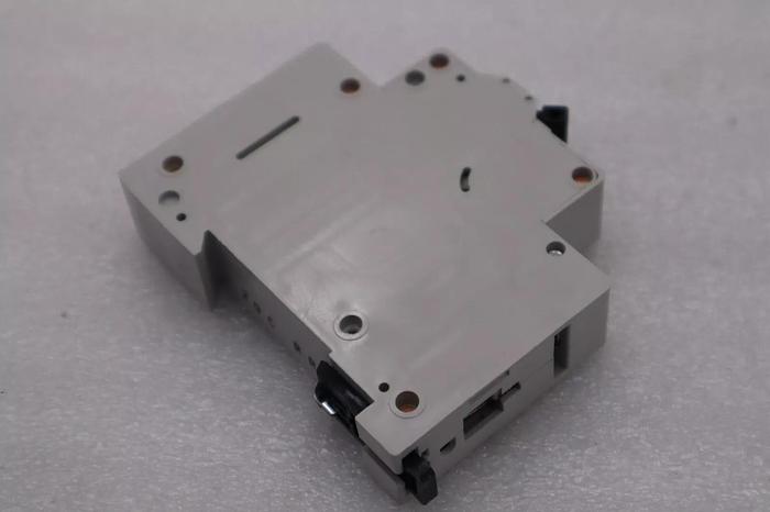 NEW OPEN BOX Eaton FAZ Series Miniature Circuit Breaker FAZ-C20/1-SP STK L-351-C 4015081637645