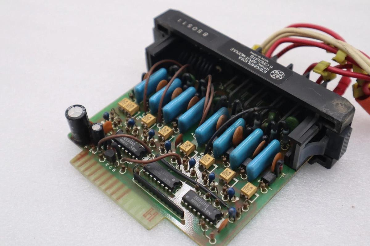 Used GE Fanuc IC610MDL125A Input 115 VAC 8 Point Module STOCK L-575C