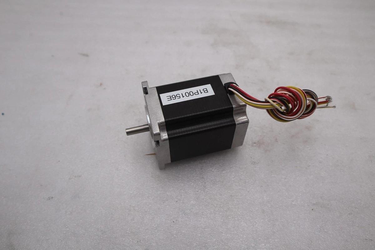 NEW OPEN BOX Anaheim Automation 23Y206S-LW8 Stepper Motors STK 3275A