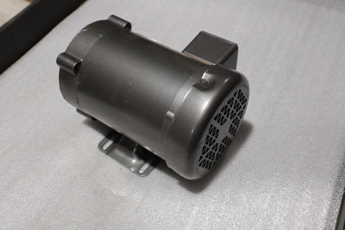 Used Baldor CM3542-5 Electric Motor 3/4HP 575V 1.2A 1725RPM - STOCK SGF67