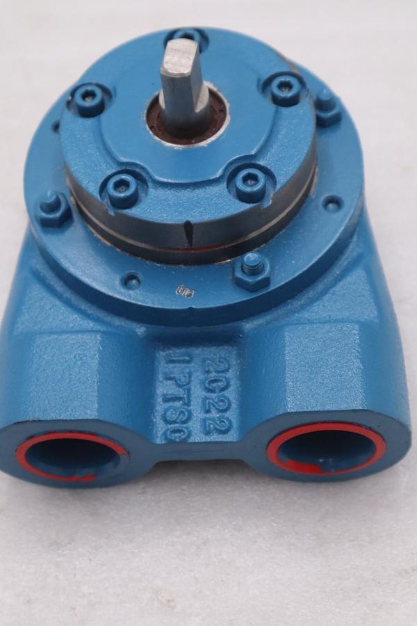 Used Tuthill Pump 2C2F-C-A-7 Cast Iron Rotary Gear Pump New No Box Stock 1527A