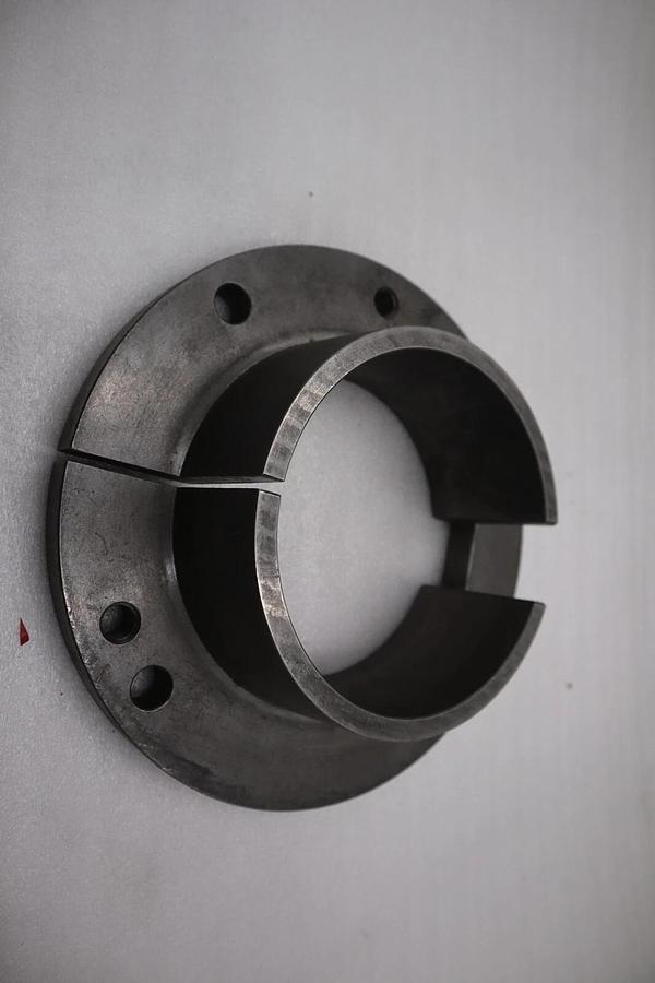 Used DODGE TORQUE-ARM 272246 REDUCERS WITH TAPERED BUSHINGS NSNP STOCK 2114C