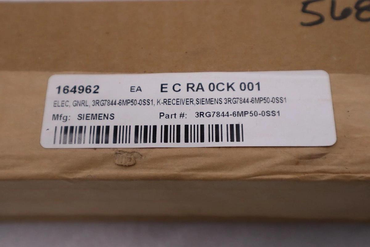 NEW SIEMENS 3RG7844-6MP50-0SS1 LC CAT.4 STD MUTE REC 3BEAM RES 400MM STOCK G39A