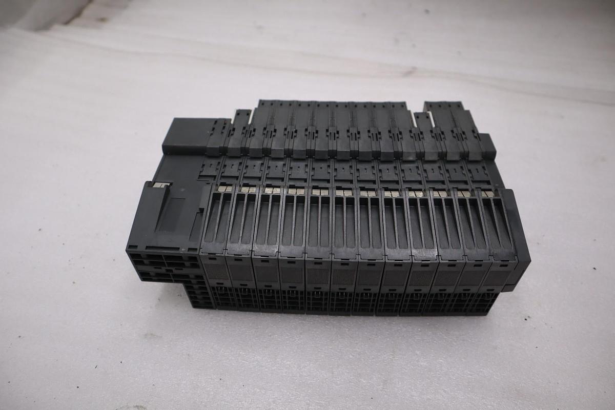Used LOT OF SIEMENS PLC MODULES (AS PHOTOGRAPHED) STOCK G-385B