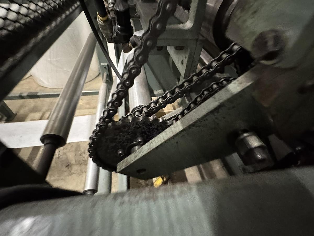 Used 30" WIDE ELSNER MODEL MPR 30 CANTILIVERED SLITTER REWINDER