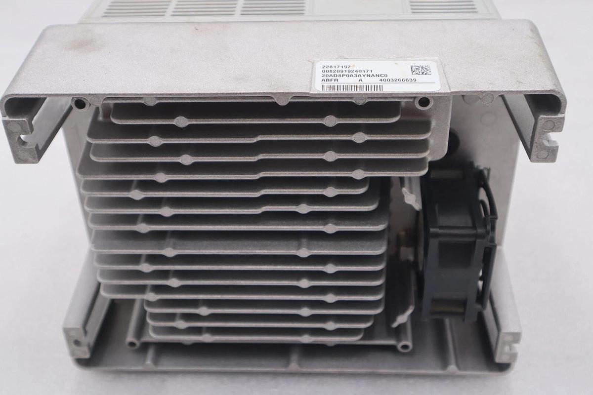 Used 20AD8P0A3AYNANC0 ALLEN BRADLEY POWERFLEX 70 5HP AC DRIVE 480 VOLT STOCK 3293