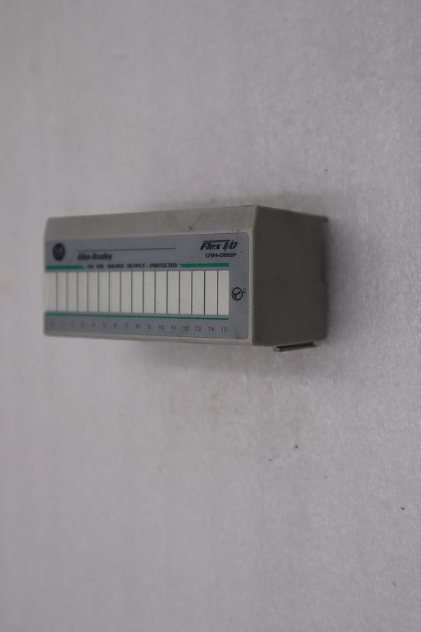 Used ALLEN BRADLEY 1794-OB16P SER A REV B01 SOURCE OUTPUT MODULE STOCK H136A