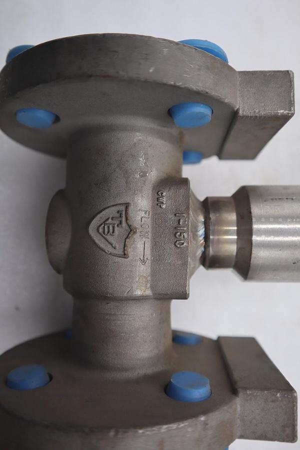 Used TBV CF3MJ2655 FLANGED BALL VALVE STOCK #4701