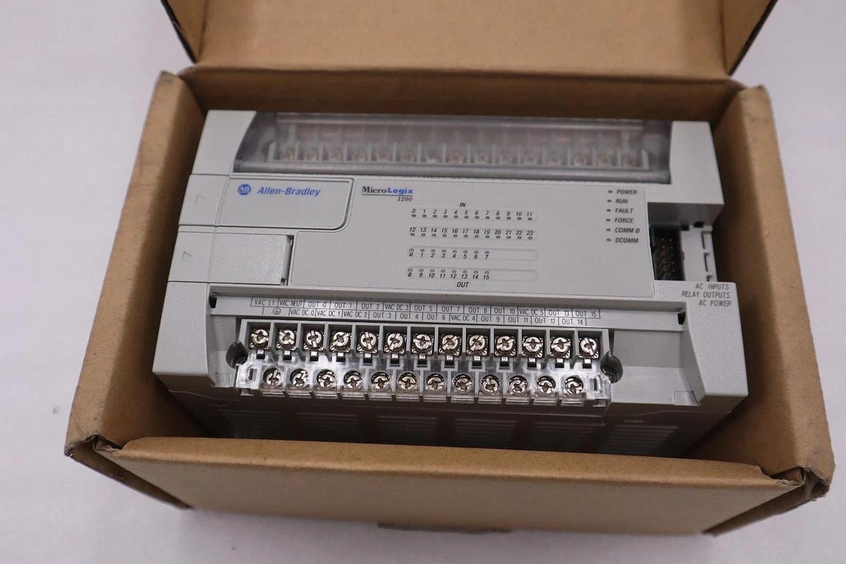 Used Allen Bradley 1762-L40AWA /C MicroLogix 1200 40-Pt I/O Controller - STK GF299