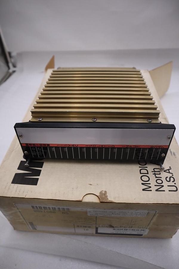NEW IN BOX Modicon B247 AS-B247-001 115V Input Module STOCK G221