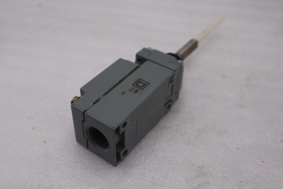 Telemecanique Sensors 9007C54j Heavy Duty Limit Switch, Wobble Stick NEW #GF706A