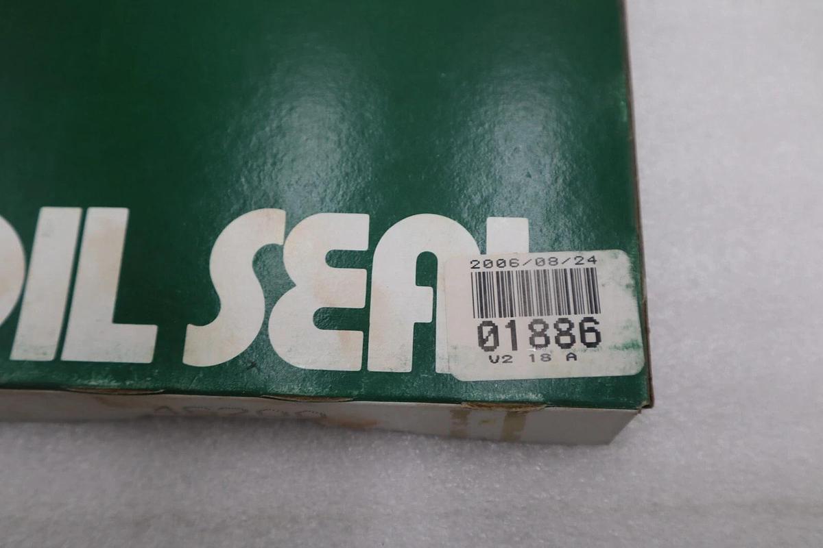Used Chicago Rawhide SKF 46200 Oil Seal NEW IN BOX (11 AVAILABLE) STOCK 5638A
