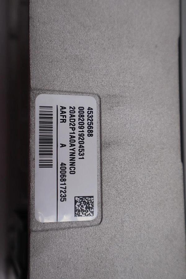 Used NEW Allen-Bradley Powerflex Drive 20AD2P1A0AYNNNC0 1 HP STOCK 2594