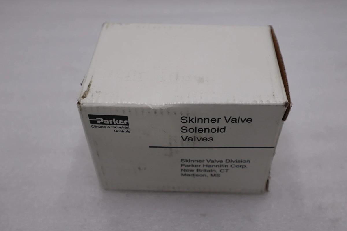 Used NEW IN BOX PARKER 71315SN2GNJ1N0C111P3 SOLENOID VALVE STOCK H732A
