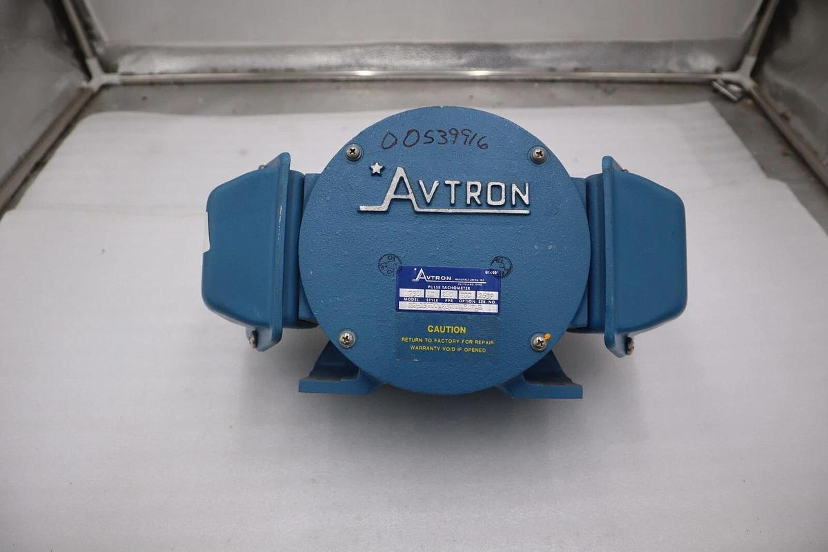 Avtron M738 1D 240 BCC / M7381D240BCC ENCODER 12-15v-dc NEW UNIT STOCK G285A