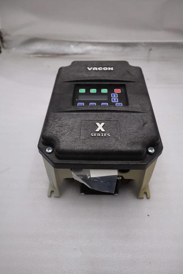 DANFOSS VACON X4C2S050C VARIABLE FREQUENCY DRIVE 136F0600 CONSTANT STK H1125