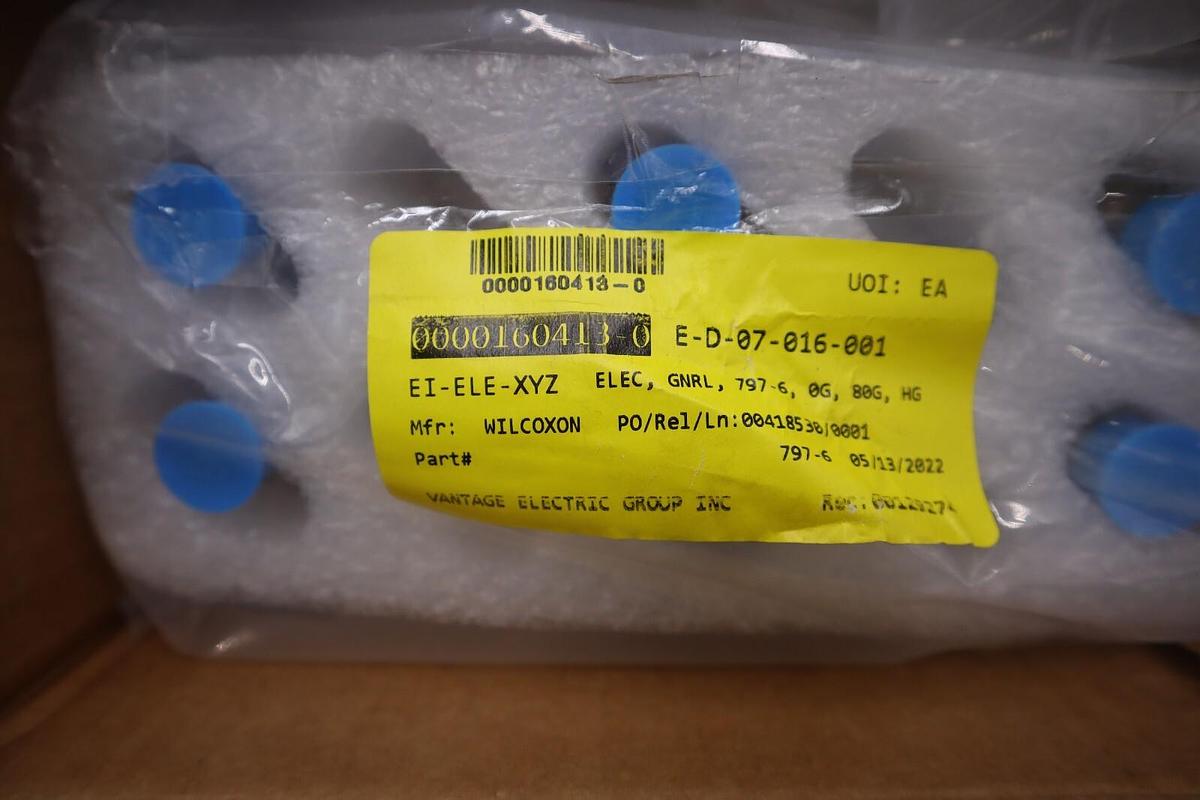 Used LOT OF 6 NEW OPEN BOX Wilcoxon Research Model 797-6 High Temp Sensor G324A