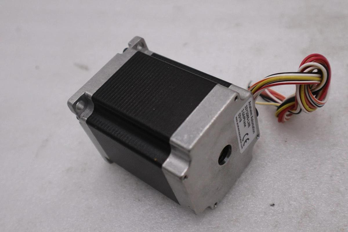 NEW OPEN BOX Anaheim Automation 23Y206S-LW8 Stepper Motors STK 3275A