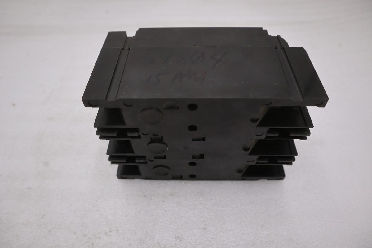 Used WESTINGHOUSE EHB3015L 3 POLE 15 AMP 15A 480V CIRCUIT BREAKER STK CC244