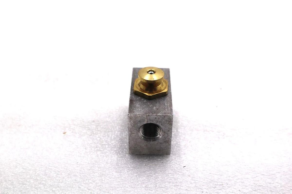 Used NEW IN BOX PARKER 077980319 SP5 2WAY INLINE POP VALVE #L-584