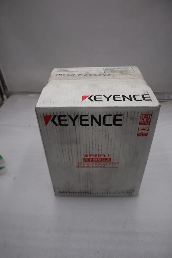 Used Keyence SZ-V04 Safety Laser Scanner - NEW IN BOX - STOCK GF67