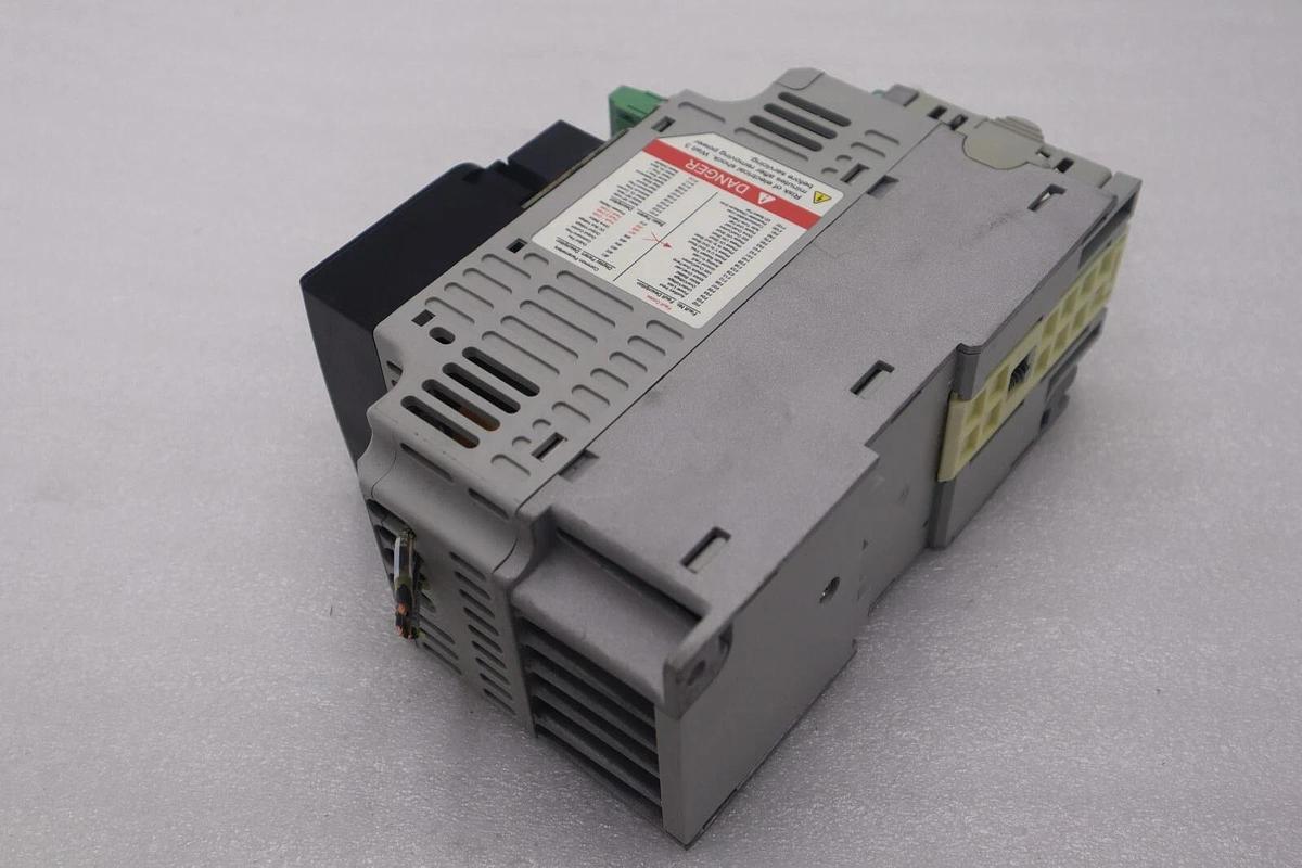 Used Allen-Bradley 22F-D1P5N103 Power Flex 4M 0.4 kW 0.5 HP AC Drive STOCK B-1383
