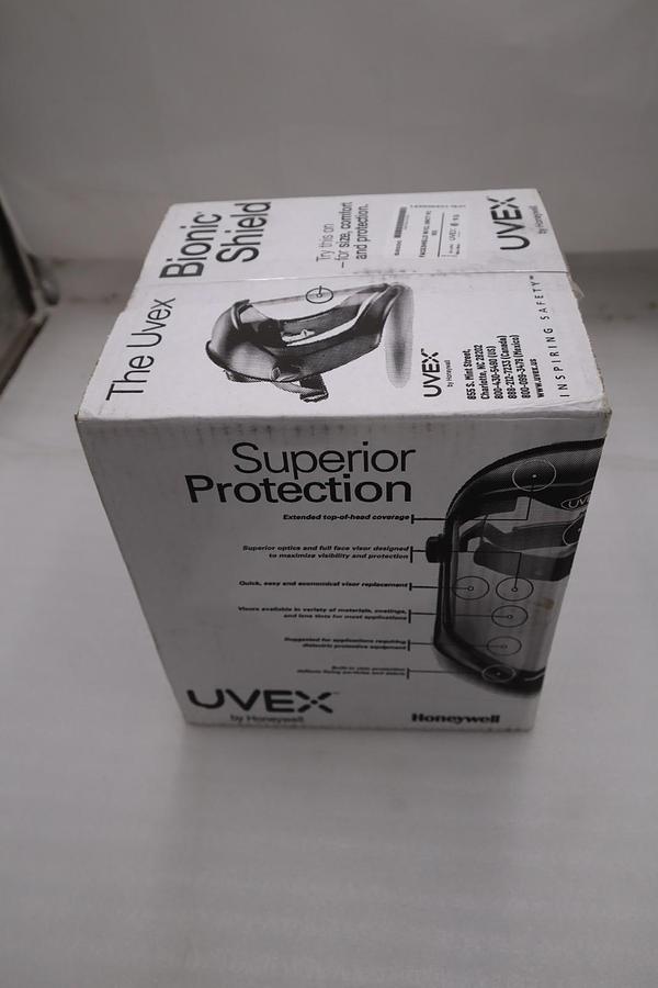 LOT OF 4 - High Performance S8500 Faceshield W/CL UNCT PC VIS - STOCK SGF96