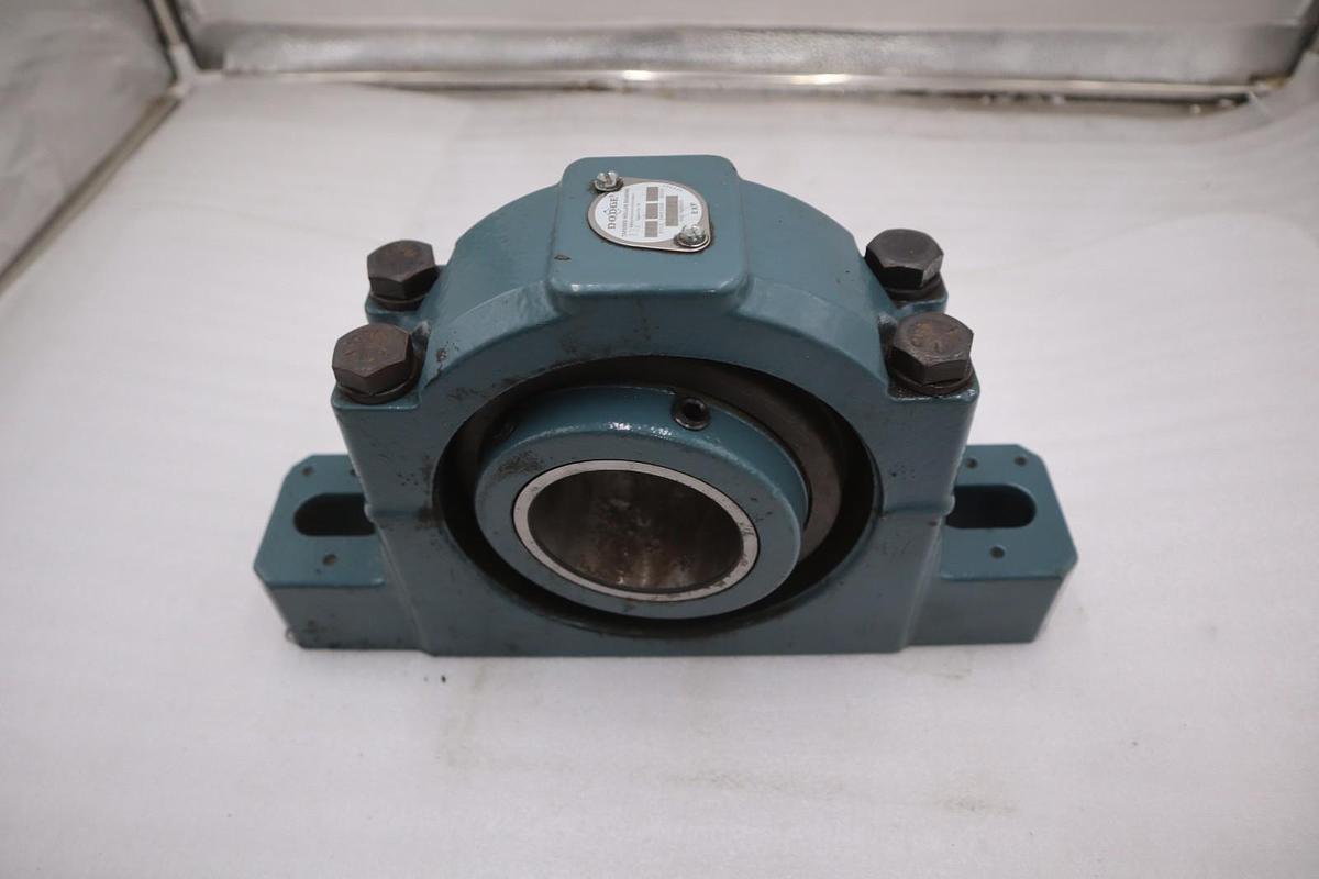 Used Dodge 023392 KDI 215 Pillow Block Roller Bearing 233 - NEW NO BOX - STOCK CC54