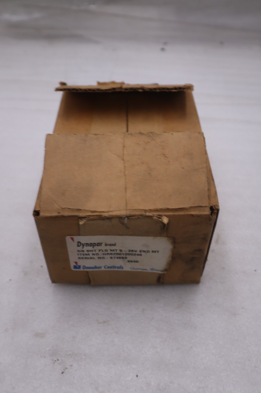 Used NEW OPEN BOX DYNAPAR HR62501200240 / HR62501200240 ENCODER STK K38C