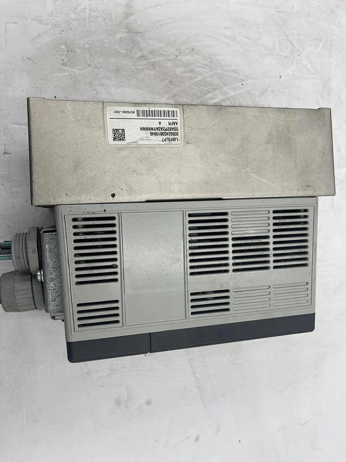 Used Allen Bradley 20AB2P2A3AYNNNNN 0.5 HP 240 V 3 Phase PowerFlex 70 VFD STOCK 1654