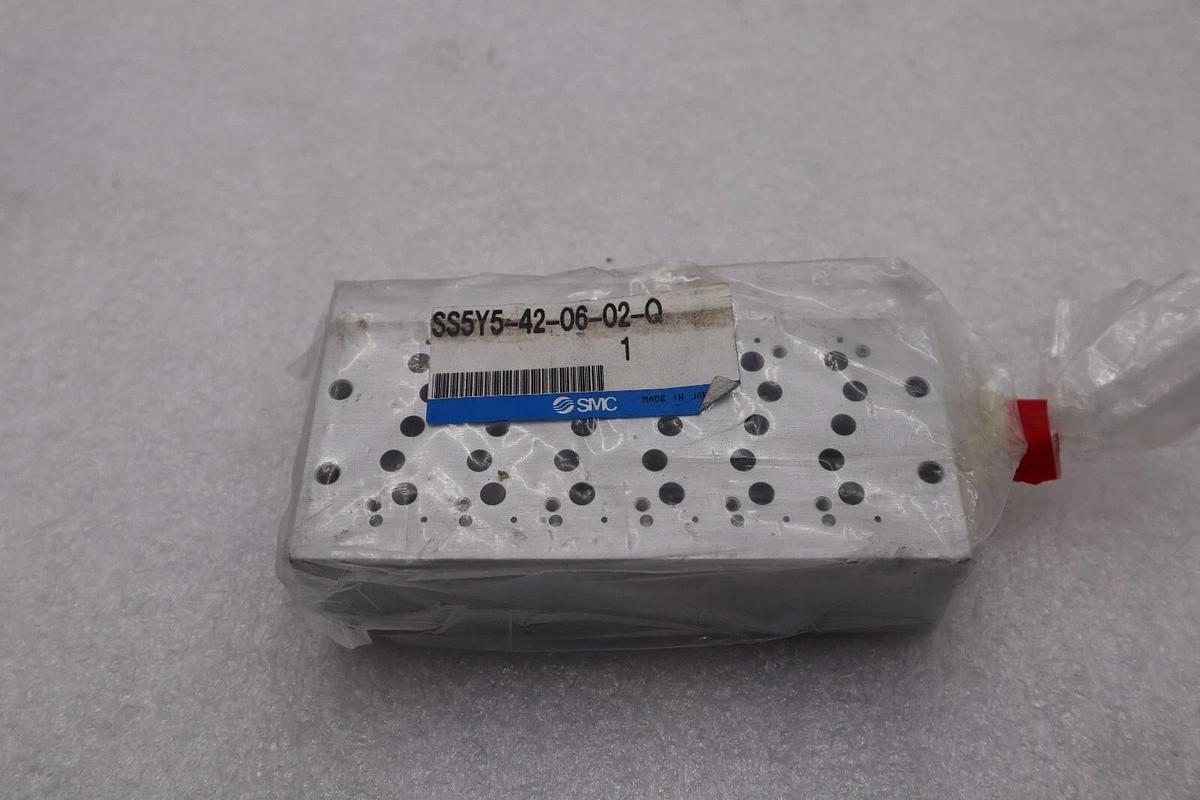 SMC ss5y5-42-06-02-q (BRAND NEW) 24 UNITS AVAILABLE STOCK S-354