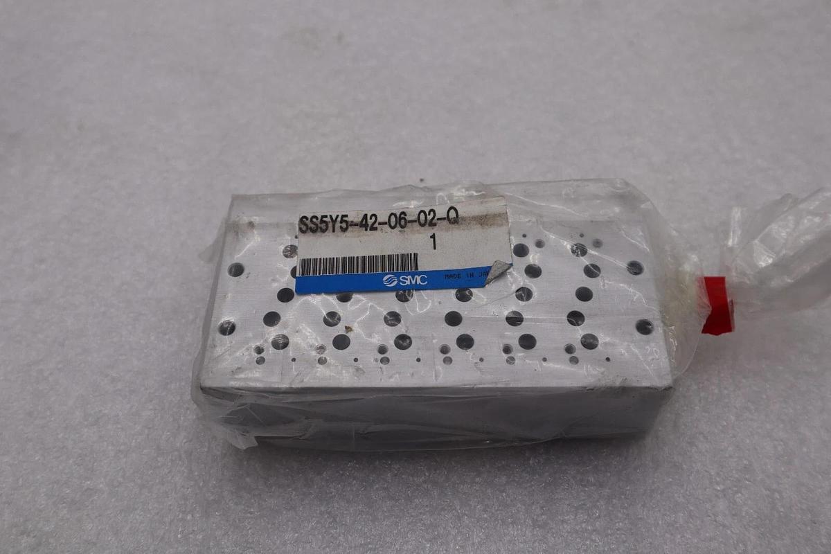 SMC ss5y5-42-06-02-q  (BRAND NEW) 24 UNITS AVAILABLE STOCK S-354