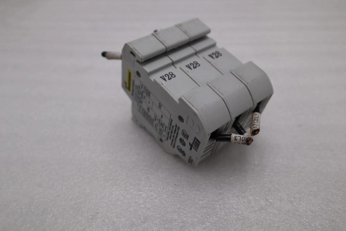 Used Cooper Bussmann CHCC 3-Pole Fuse Holder 600V 30A STOCK H1519A