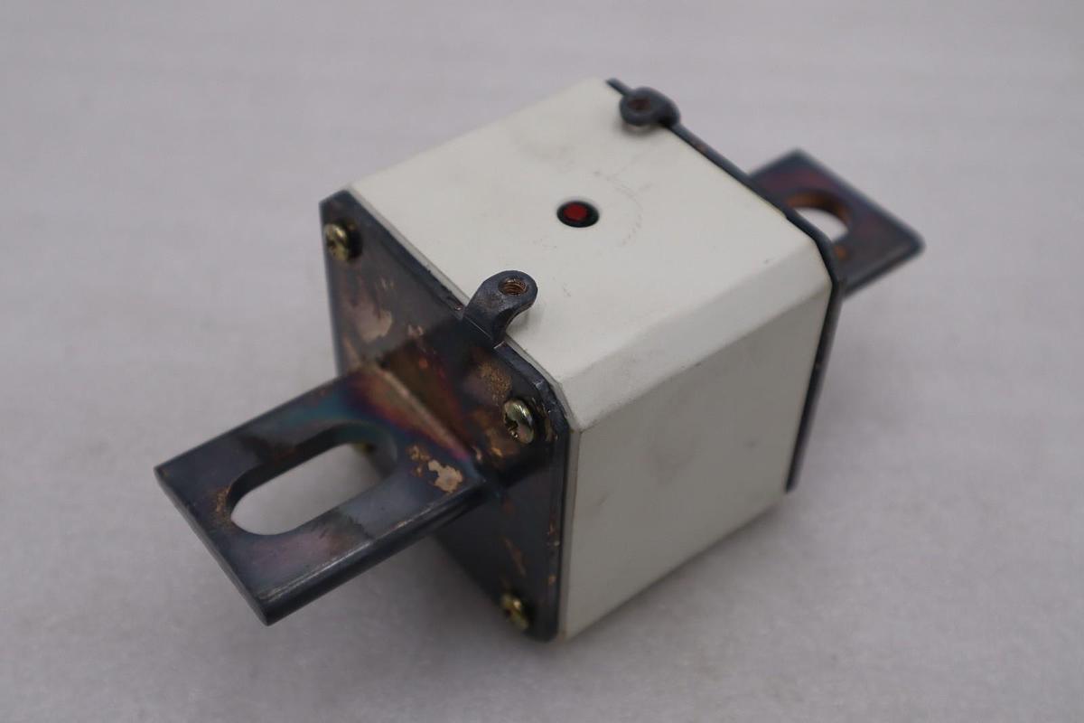 Ferraz Shawmut M300690 Protistor Fuse 1000V 1000A - NEW - STOCK GF588A