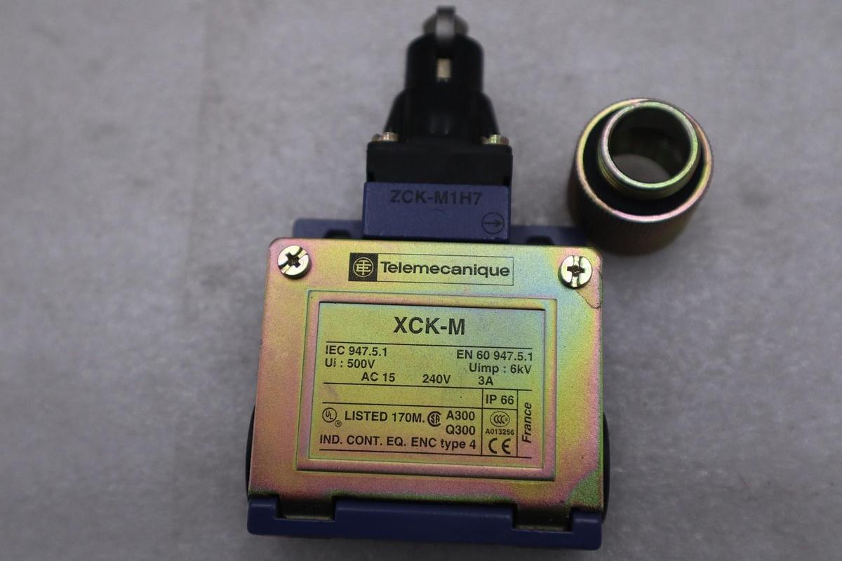 Used Telemecanique XCK-M ZCK-M1H7 ZCK-D01 Limit Switch Assembly STK GF181A