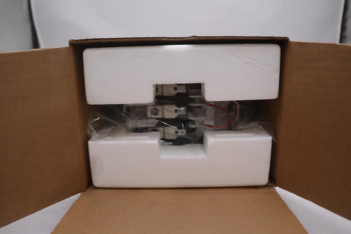 Used NEW OPEN BOX Eaton AN16KNOA Size 3 Starter AN16KN0A STOCK GF814