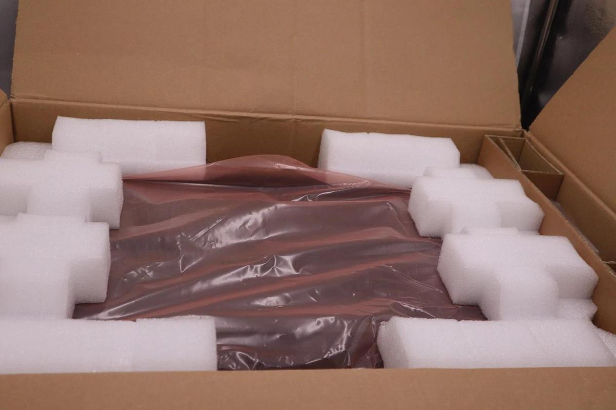 Allen-Bradley Versaview 5200 21.5" Multi-Touch 6200-22WA / 6200T-22WA NEW #1701B