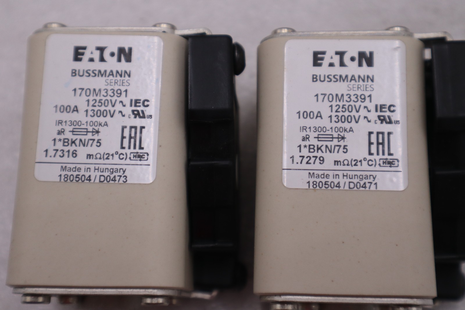 LOT OF 2 - EATON BUSSMANN 170M3391 100A IR1300-100kA - STOCK GF1037A