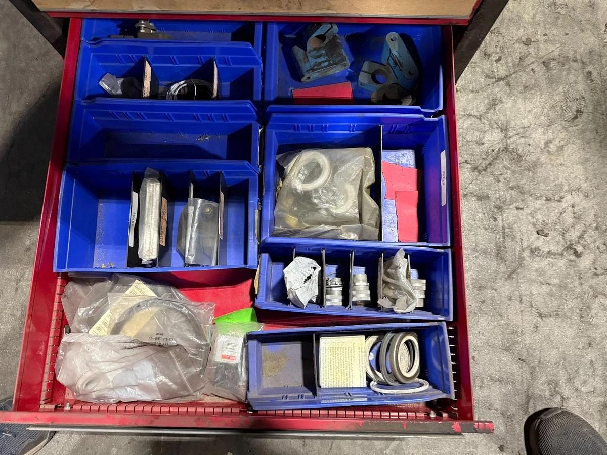 Used VIDMAR STYLE 9 DRAWER CABINET  (NO CONTENTS)