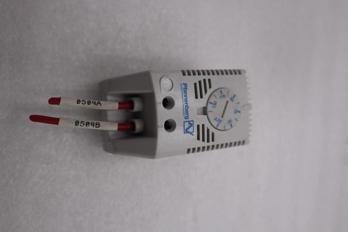 Used Pfannenberg FLZ530 Thermostat STOCK K-443-A