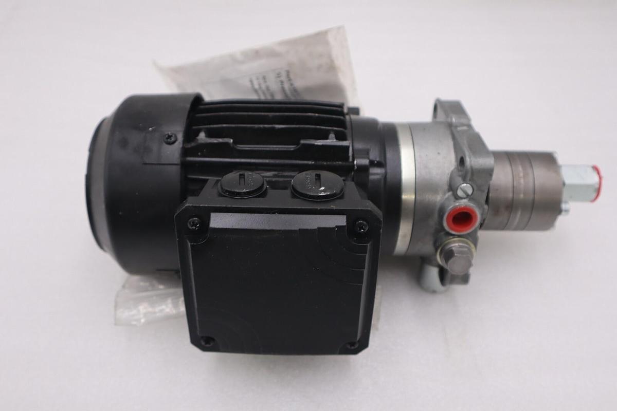 Used LINCOLN INDUSTRIAL (SKF) MF10-V10+562A / MF10V10562A GEAR PUMP NEW UNIT #H1A