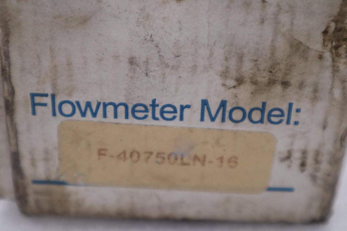 Used NEW OPEN BOX Blue White Industries F-40750LN-16 1" Flow Meter STK 5711CC